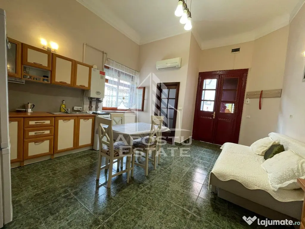 Apartament 2 camere, zona ULTRACENTRALA - Arad (Arad)