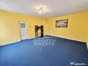Casă spațioasă cu 2 locuințe și teren generos de 5.755 mp în Șandra 
