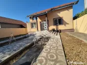 Casa spatioasa cu 5 dormitoare si teren de 428 mp in Sannicolau Mare 