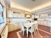 Închiriere apartament elegant 5 camere in Cartierul France