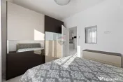 Apartament la casă cu 2 camere de închiriat |Grădiște | Parcare priva 