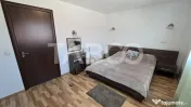 Apartament de vanzare 4 camere 2 bai garaj si curte in Turni