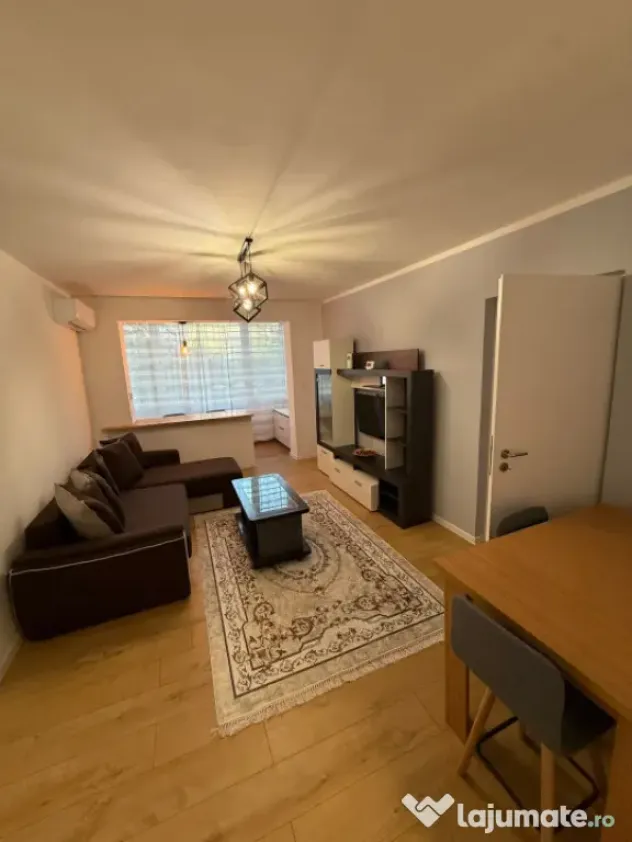 Apartament de închiriat pe termen lung, 2 camere, în zona - Constanta (Constanta)