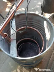 Vand cazan de tuica din cupru de 50 de litri,in stare buna,complet