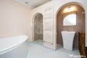 Spațiu premium de închiriat –3 camere, zonă ultracentra 
