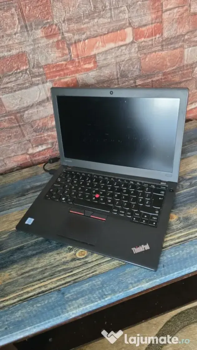 Lenovo ThinkPad X260 – i5 6200U, 8GB DDR4, SSD 256GB, baterii 5 ore
