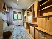 Apartament 4 camere, semidecomandat, etaj 3, zona Dacia 
