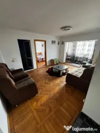 Apartament 3 camere la strada Grivita 