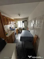 Apartament 3 camere la strada Grivita 