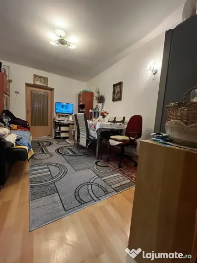 Casa cu 2 camere, 43 mp, cu curte comuna - zona Timocului - Timisoara (Timis)