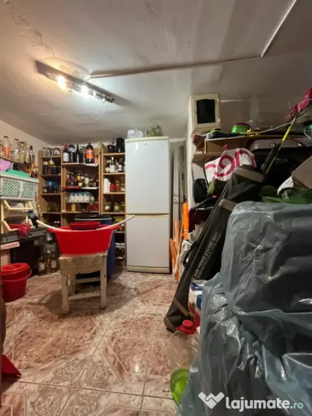 Casa cu 2 camere, 43 mp, cu curte comuna - zona Timocului - Timisoara (Timis)