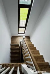 Duplex despărțit prin camera tehnica-Zona Centrala - Dumbr 