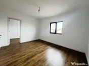 Duplex despărțit prin camera tehnica-Zona Centrala - Dumbr 