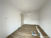 Apartament cu 3 camere, decomandat, 65mp, etaj 1 - zona Damb 