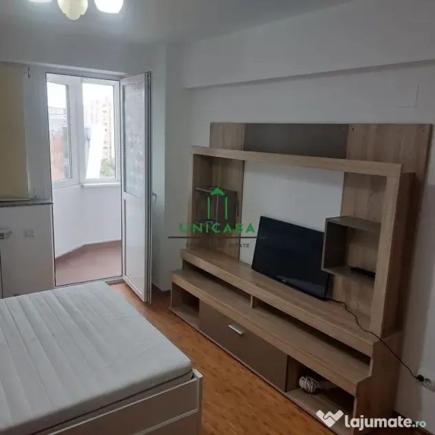 Garsoniera Zavoi langa Mall - Ramnicu Valcea (Valcea)