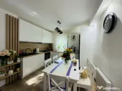 Apartament 3 camere, decomandat, etaj 1, zona Aradului