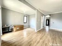 Duplex elegant, 5 camere, 120 mp utili, 309 mp teren - Dumbr 