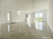 Duplex elegant, 3 camere, 300 mp teren, 80 mp utili - Dumbra 