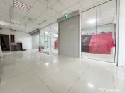 Spatiu comercial, 30 mp, 2 incaperi, parter -Zona Brancovean 