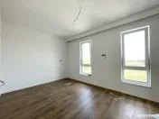 Duplex 4 camere despartit prin camera tehnica - Urseni 