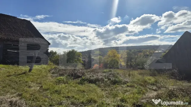 Casa Homorod -Mercheasa- teren 4800 intravilan , posibilitat - Homorod (Brasov)