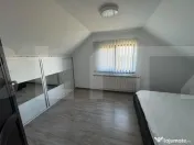 Casă individuală cu 4 camere, teren 1.000 mp, zona Corniș 