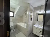 Casă individuală cu 4 camere, teren 1.000 mp, zona Corniș 