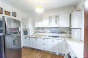 Chitila - Bucurestii Noi, str. Dunei nr. 10, ap. 3 camere la curte 
