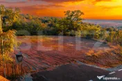 Teren intravilan pentru casă, lângă pădure, la doar 7 mi 