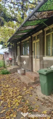 Casa 3 camere,curte,gradina si teren