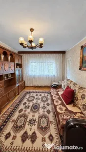 Apartament 3 camere decomandat | 2 Garaje| Lipovei.