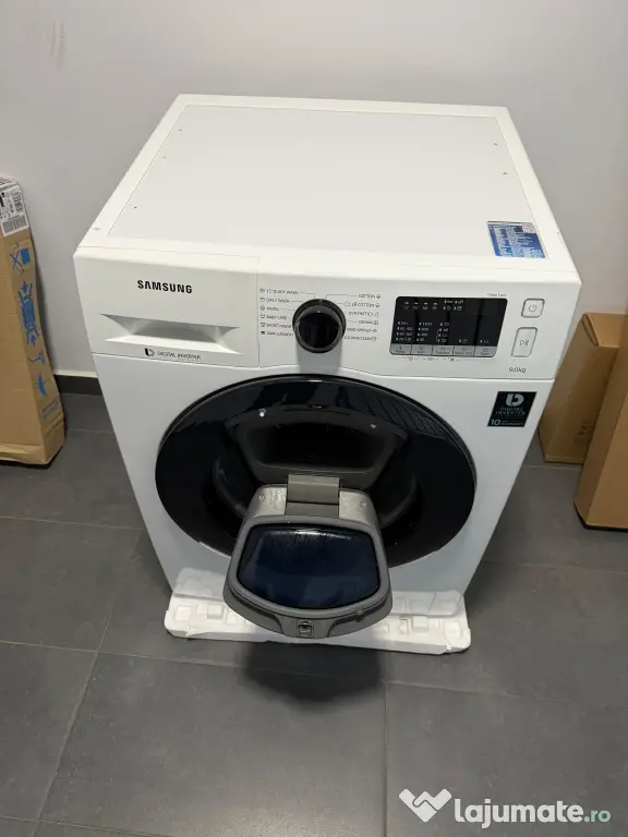 Masina de spalat rufe automata Samsung cu AddWash, 9 kg, 1400 RPM