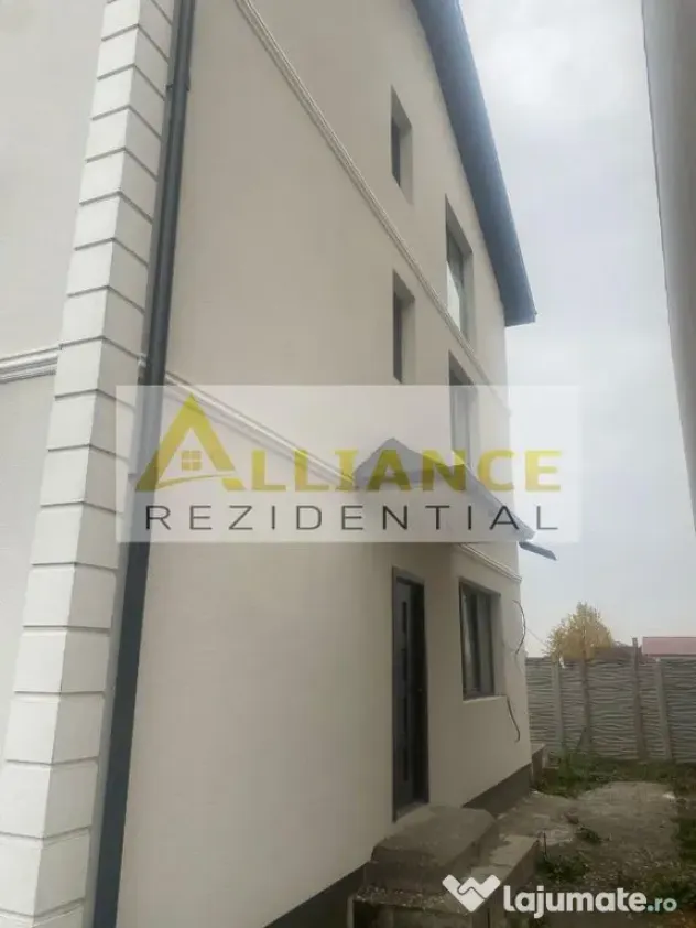 DUPLEX DE VÂNZARE ÎN GLINA | 140,6 MP UTILI | CURTE PROPRIE 102,5 MP - Glina (Bucuresti-Ilfov)
