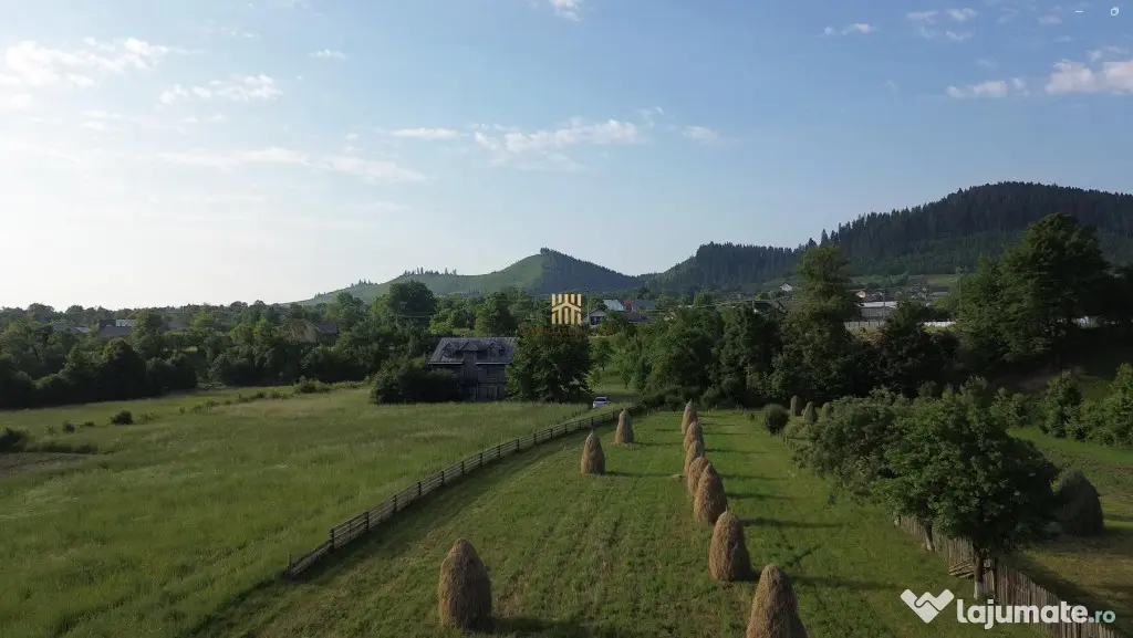 Teren 10.304 mp cu Cas#259; Locuibil#259; de V#226;nzare #23 - Slatina (Suceava)