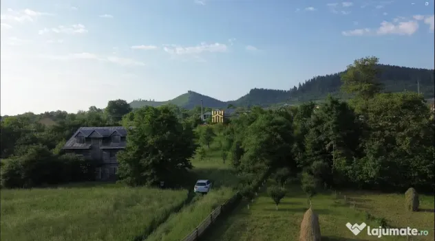 Teren 10.304 mp cu Cas#259; Locuibil#259; de V#226;nzare #23 - Slatina (Suceava)