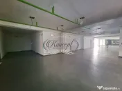 Spatiu comercial versatil, pe strada Plopilor