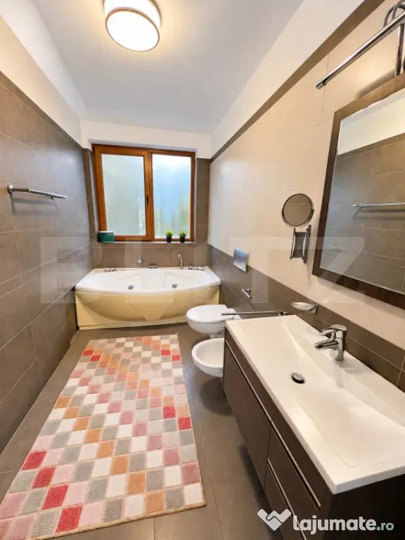Apartament tip duplex, 3 camere, 116 mp, curte și parcare - Cluj-Napoca (Cluj)