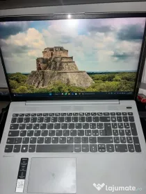 Laptop Lenovo IdeaPad 5 - Intel i7, 8GB RAM, SSD 512GB, Stare Foarte Bună