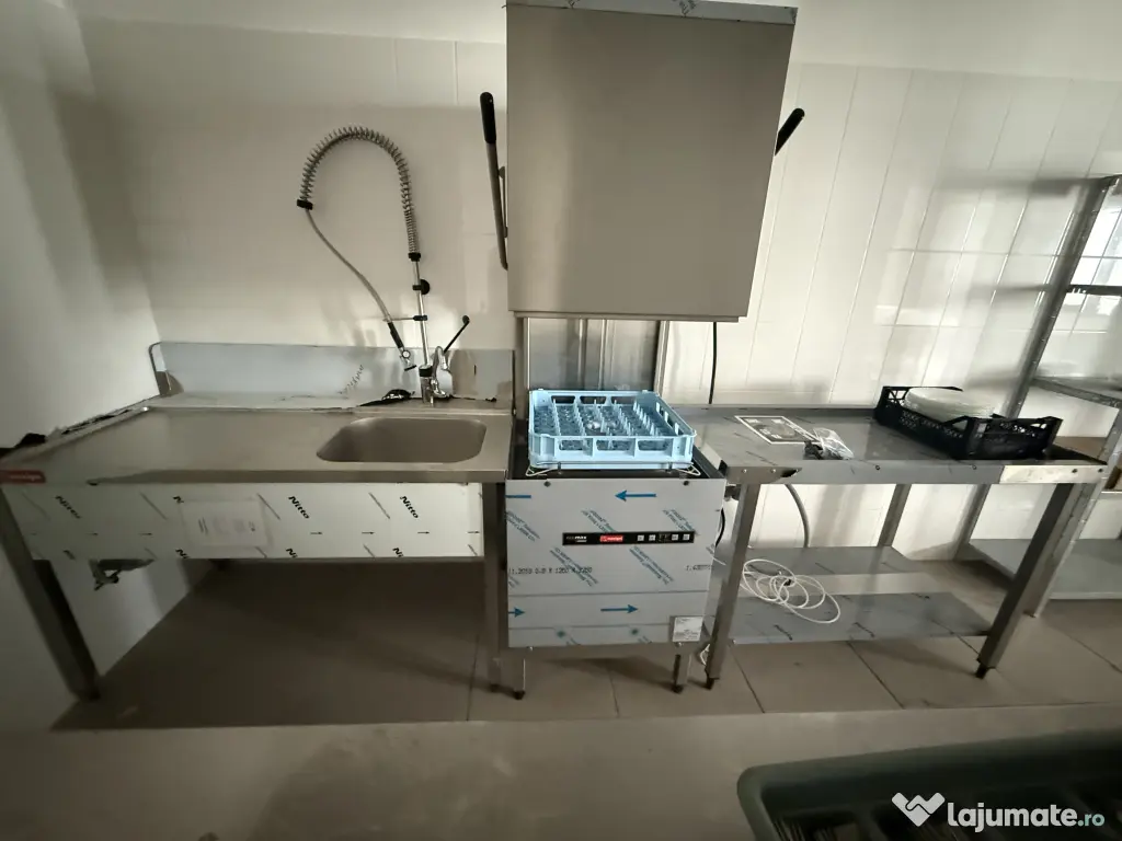 Se vinde mașina de spălat profesională Hobart Ecomax