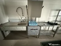 Se vinde mașina de spălat profesională Hobart Ecomax