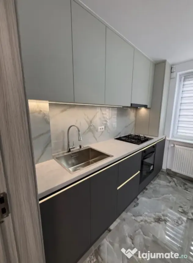 Apartament 2 camere, renovat total, zona Vest, Siret - Siret (Suceava)