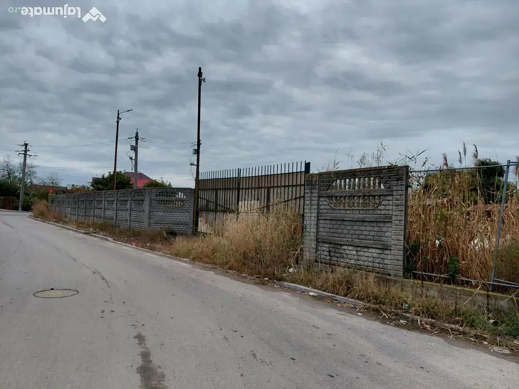 Teren intravilan de vanzare Urgent 7253mp