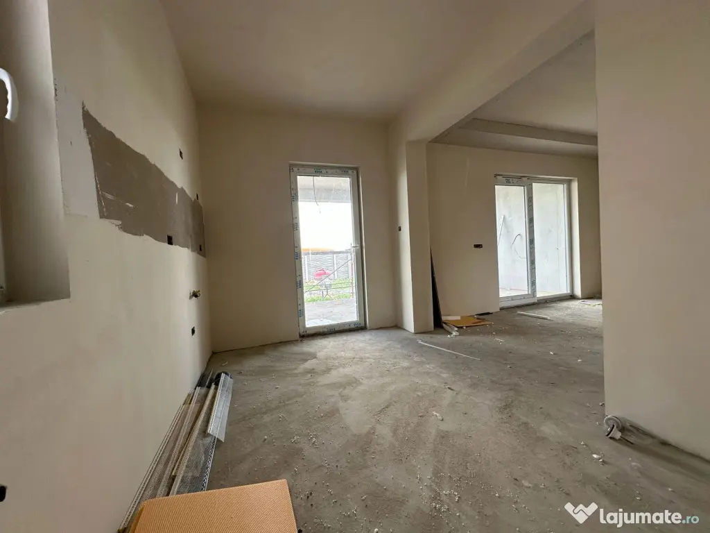 Duplex | 5 Camere | Parter+Etaj+Pod | Toate utilitatile | 3 - Sacalaz (Timis)