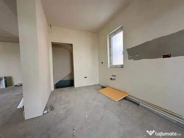 Duplex | 5 Camere | Parter+Etaj+Pod | Toate utilitatile | 3 - Sacalaz (Timis)