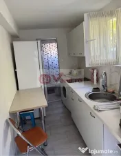 De inchiriat apartament o camera la curte, Zona General, 260 euro negoc.