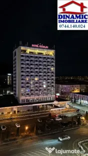 Ap 3 cam, ultracentral, et 8. Preț 450 eur/lunar 