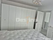 Aprtament cu doua camere in bloc nou zona Pietricica. 