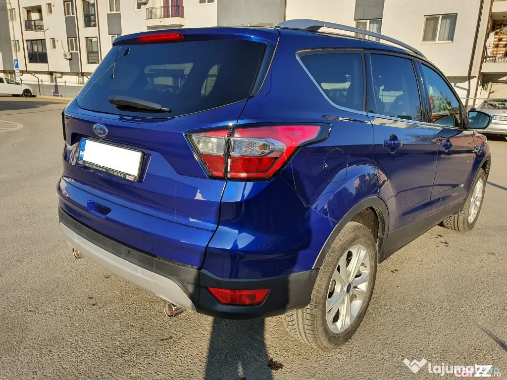 Ford Kuga 2.0 TDCi 4WD Powershift Titanium - Bucuresti (Bucuresti-Ilfov)