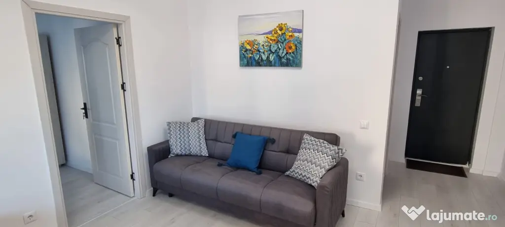 Inchiriez apartament modern cu 2 camere, cartier Turnisor + 1 loc de parcare