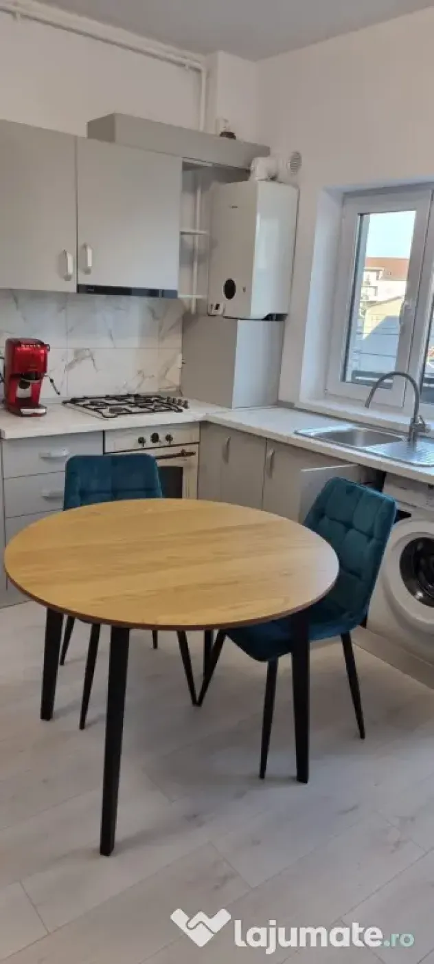 Inchiriez apartament modern cu 2 camere, cartier Turnisor + 1 loc de parcare